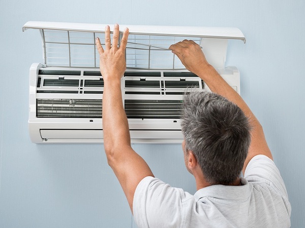 Những điều cần lưu ý khi thực hiện vệ sinh máy lạnh tại nhà Những điều cần lưu ý khi thực hiện vệ sinh máy lạnh tại nhà
