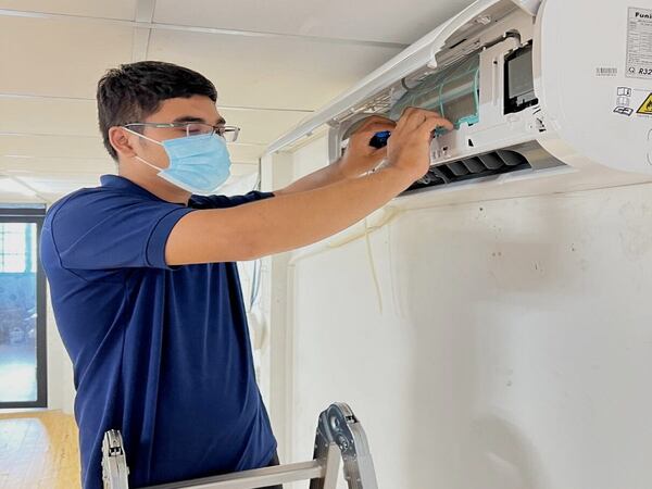 Bảng giá chi tiết dịch vụ vệ sinh máy lạnh quận 12 tại thumuatulanh.com Bảng giá chi tiết dịch vụ vệ sinh máy lạnh quận 12 tại thumuatulanh.com