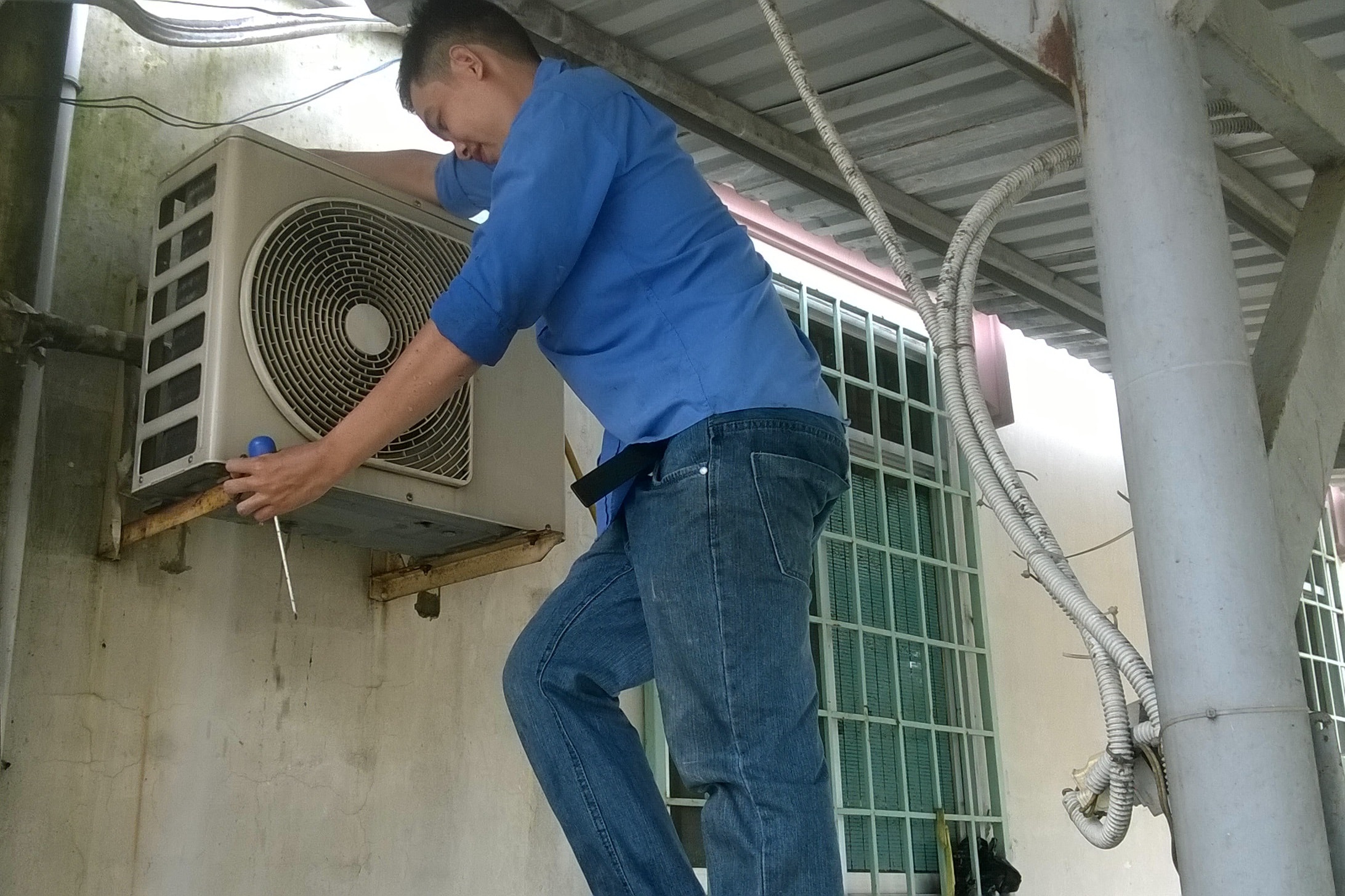 Thời gian lý tưởng để gọi thợ vệ sinh máy lạnh Quận 6 là bao lâu? Thời gian lý tưởng để gọi thợ vệ sinh máy lạnh Quận 6 là bao lâu?