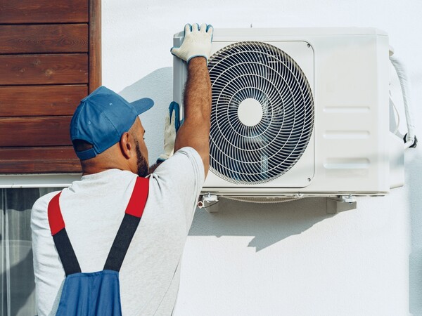 Điều phối nhân viên kỹ thuật đến gặp khách hàng Điều phối nhân viên kỹ thuật đến gặp khách hàng