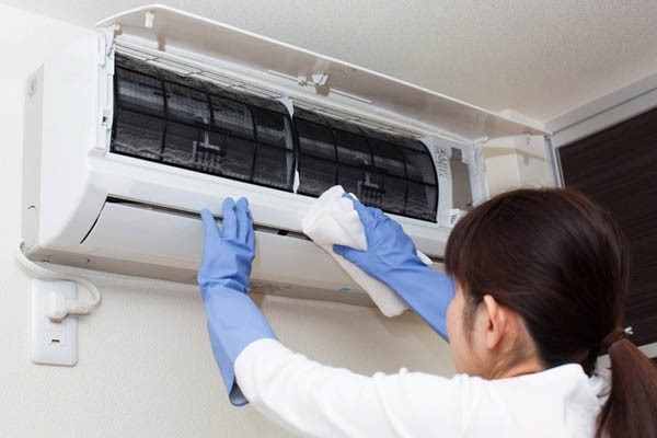 Vệ sinh máy lạnh máy lạnh định kỳ Vệ sinh máy lạnh máy lạnh định kỳ