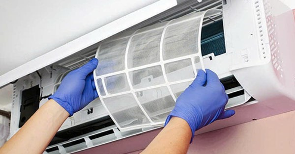 Cách bảo trì và vệ sinh máy lạnh Aqua định kỳ Cách bảo trì và vệ sinh máy lạnh Aqua định kỳ