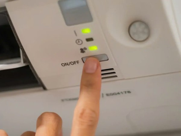 Lỗi chớp đèn từ 1 – 9 lần: Máy lạnh Sharp Inverter Lỗi chớp đèn từ 1 – 9 lần: Máy lạnh Sharp Inverter