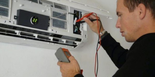 Máy lạnh Mitsubishi báo lỗi chớp đèn 14 lần do bộ phận cảm biến dàn nóng bị hỏng Máy lạnh Mitsubishi báo lỗi chớp đèn 14 lần do bộ phận cảm biến dàn nóng bị hỏng