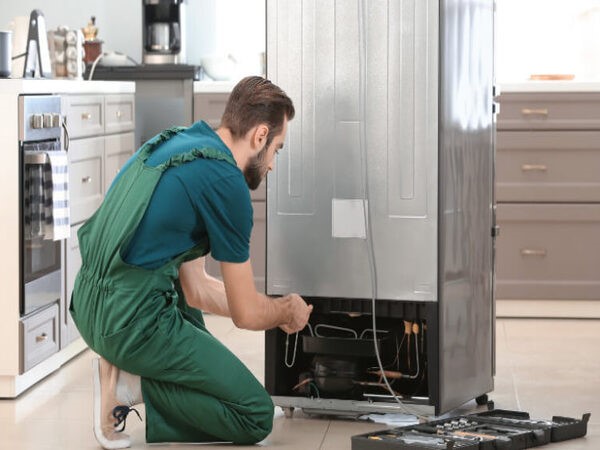 Bảng giá thay gas tủ lạnh và các dịch vụ sửa chữa khác tại Thumutulanh.com