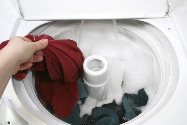 Máy giặt vắt quần áo yếu Máy giặt vắt quần áo yếu