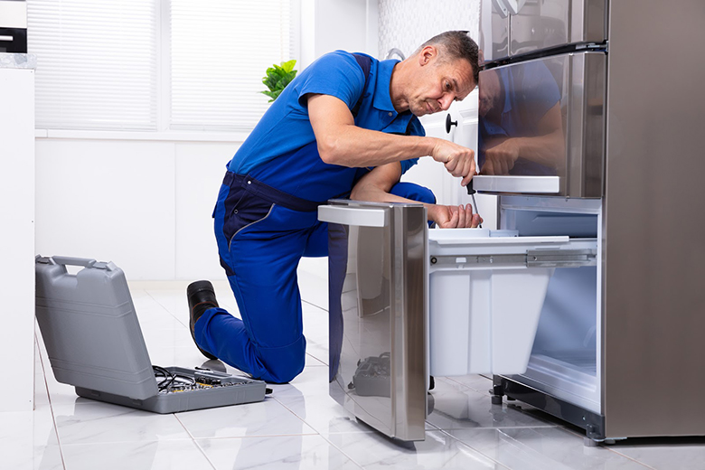 Cách xử lý sự cố tủ lạnh bị chảy nước Cách xử lý sự cố tủ lạnh bị chảy nước
