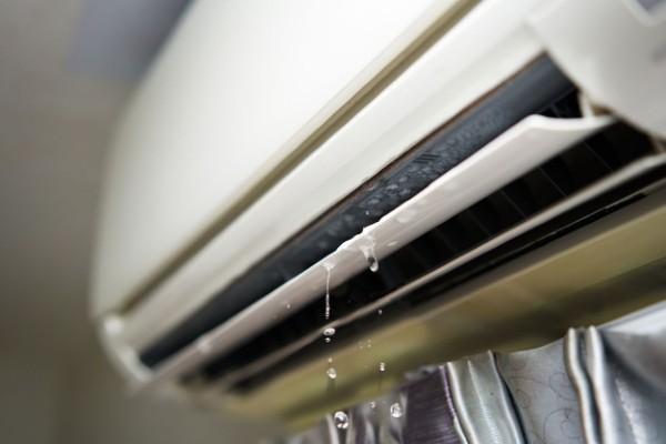 Các dấu hiệu nhận biết máy lạnh cần sửa chữa