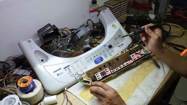 Sửa chữa bo mạch điều khiển khi máy giặt Panasonic báo lỗi U11